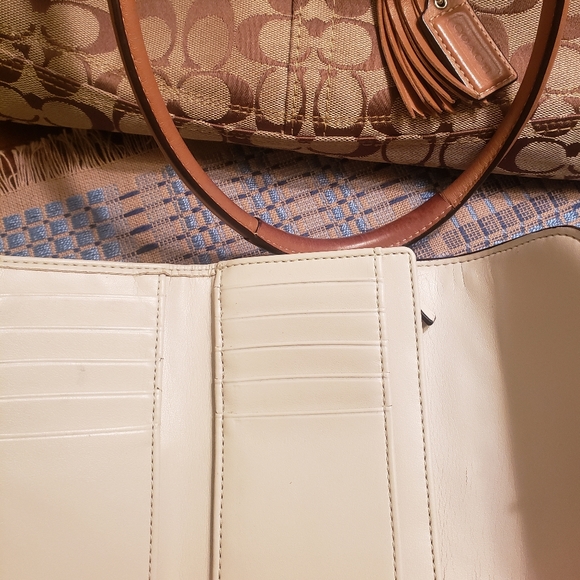 Brown signature pattern coach purse and wallet - Picture 2 of 6